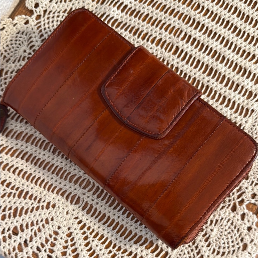 Elegant Brown Leather Wallet